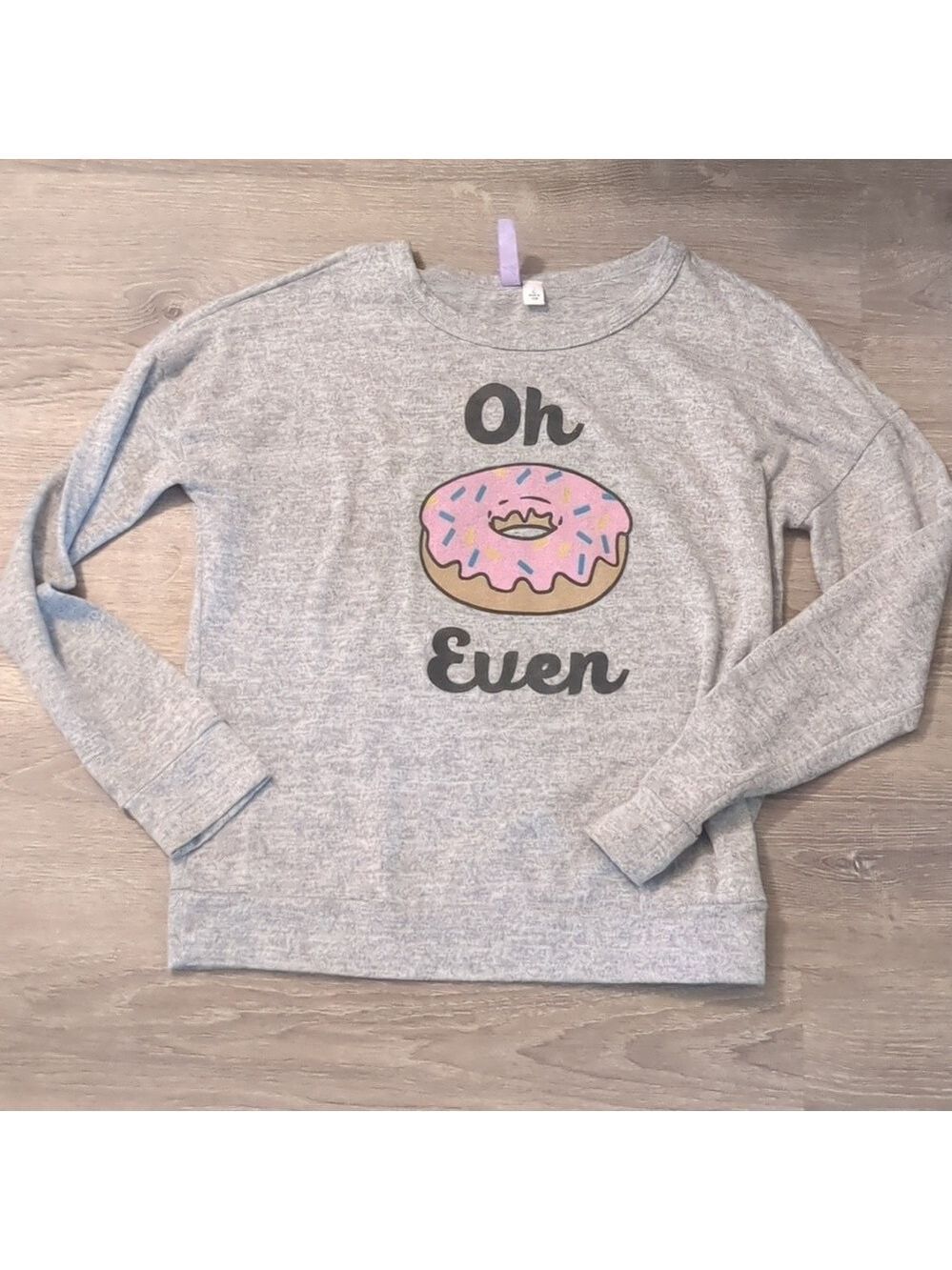 Alya lightweight sweatshirt size large